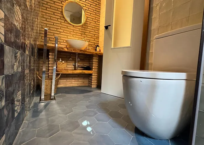 Διαμέρισμα La Casa De La Escalera 3 *